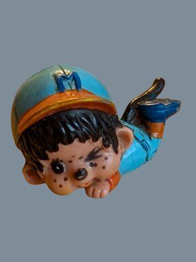 10/$25 Vintage 1979 Sekiguchi Monchhichi Baseball Player PVC Figure (Sliding) 2”